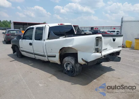 2002 Chevrolet Silverado 1500 Ls from USA, damaged, VIN 2GCEC19V221175116